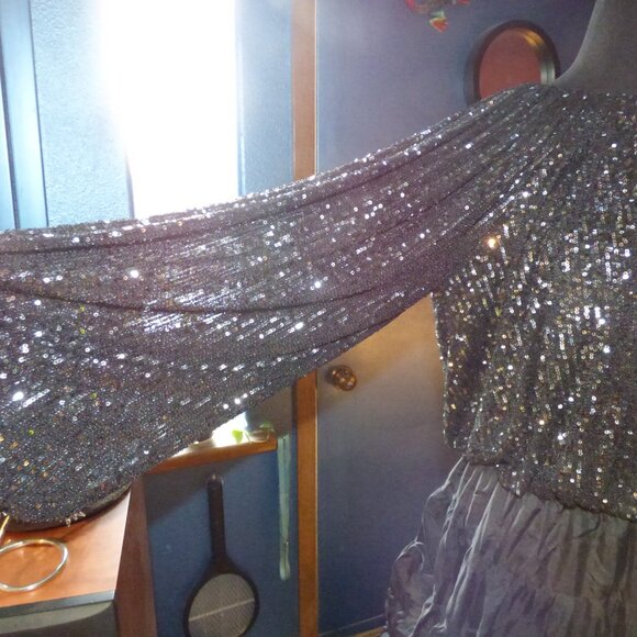 ENDLESS ROSE GOTH WEDDING HOLIDAY PARTY BLACK SILVER CROP SEQUIN BLOUSE TOP L - Picture 2 of 12